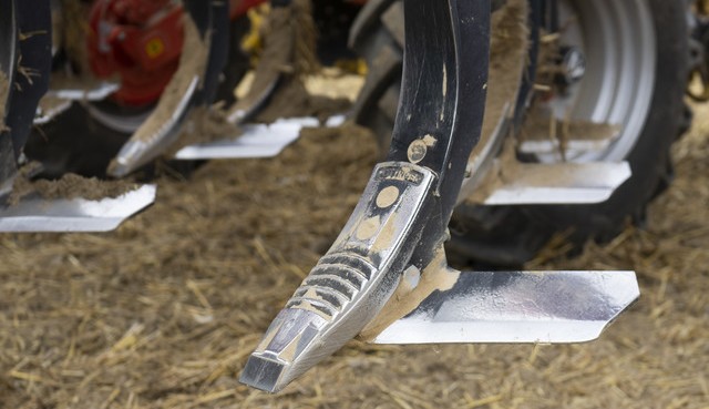 Perfect working elements for all soil types
