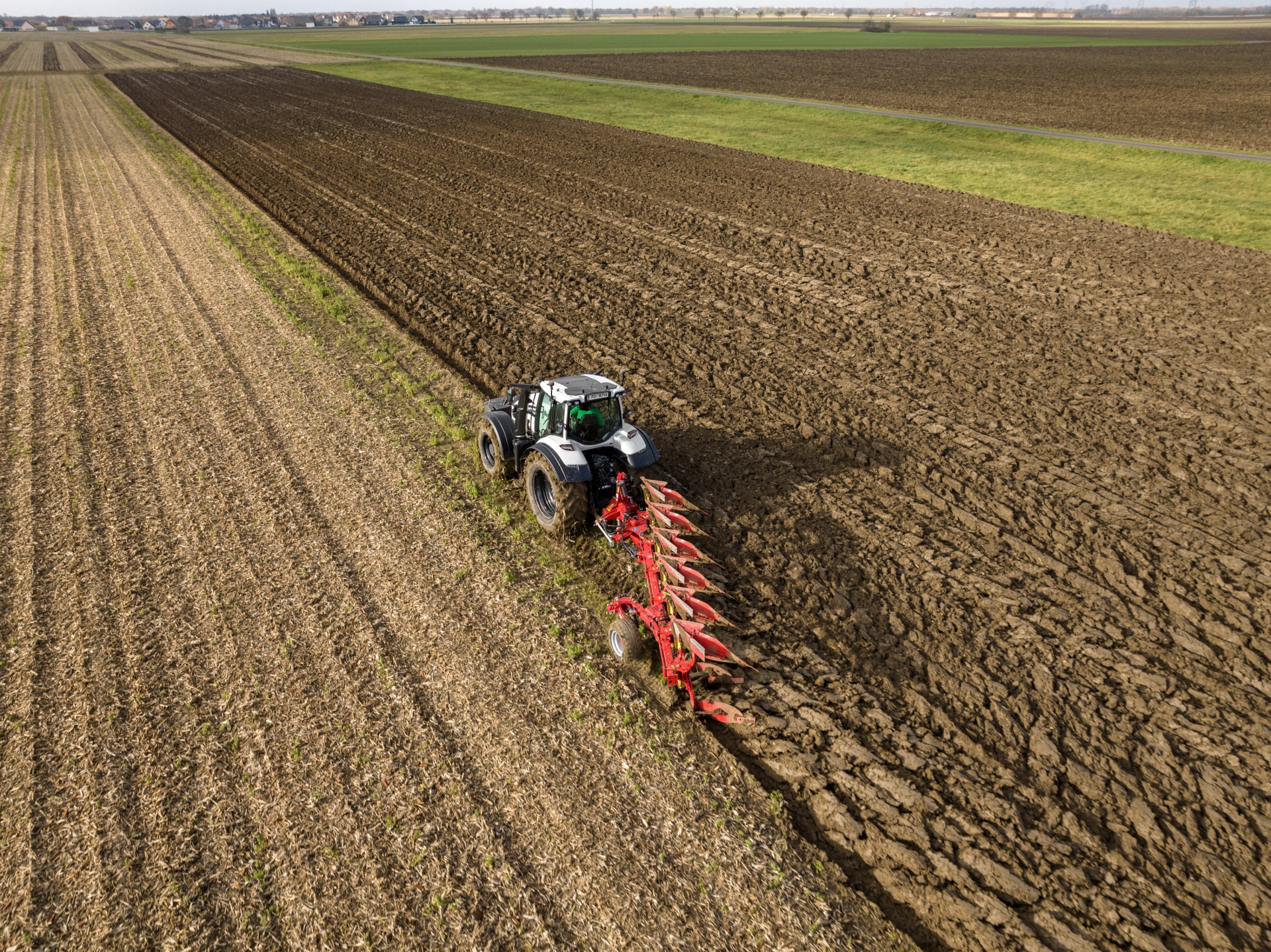 servo_4000_p_valtra_0048-sat.jpg