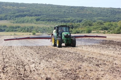 BULAGRO'S SUMMER TOUR CONTINUES WITH FIELD DEMO NEAR PAVLIKENI